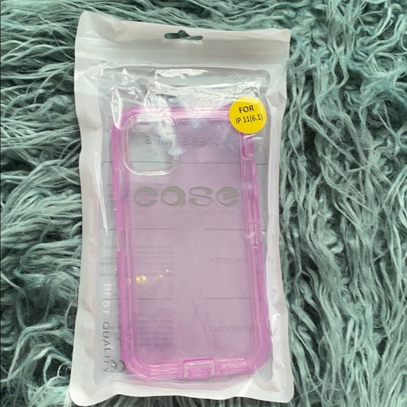 New unused iPhone 11 case in original packaging - Picture 1 of 4
